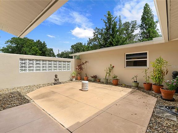 4th image of 13104 Townsend Ln