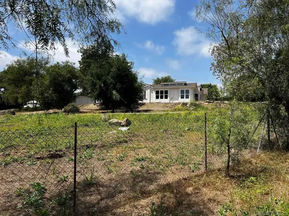 27166 Shiloh Ln, Valley Center, CA 92082