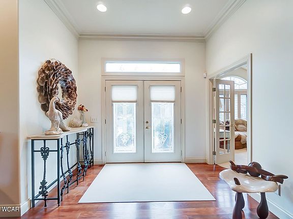 4th image of 2475 Struthmore Dr