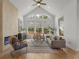 9714 Cathedral Ln, Manvel, TX 77578