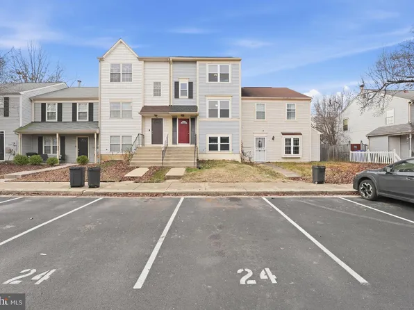 24 Oakside Ln, Indian Head, MD 20640