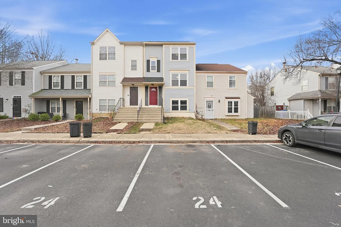 24 Oakside Ln photo 1