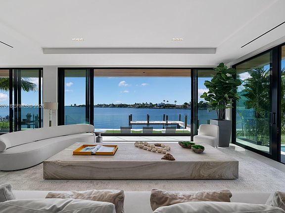 5th image of 1141 N Biscayne Point Rd