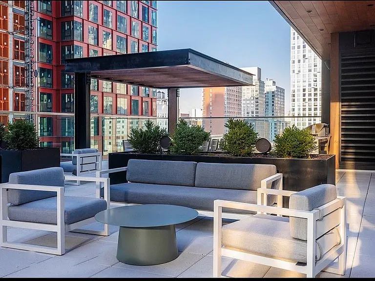 540 Fulton St #33H — Photo 7