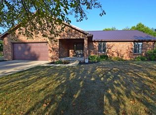 205 Lucky Ln, Pendleton, IN 46064