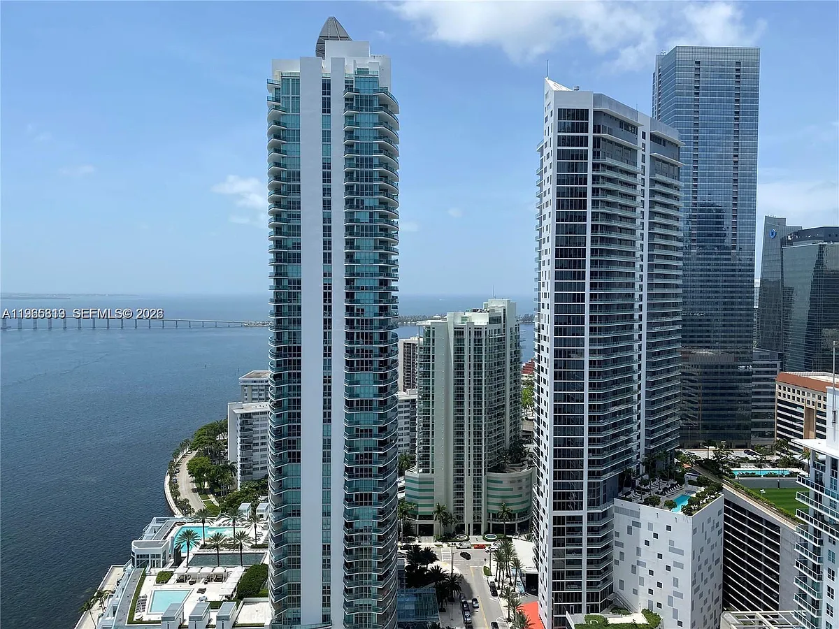 Building Photo - 1155 Brickell Bay Dr #Penthouse 105