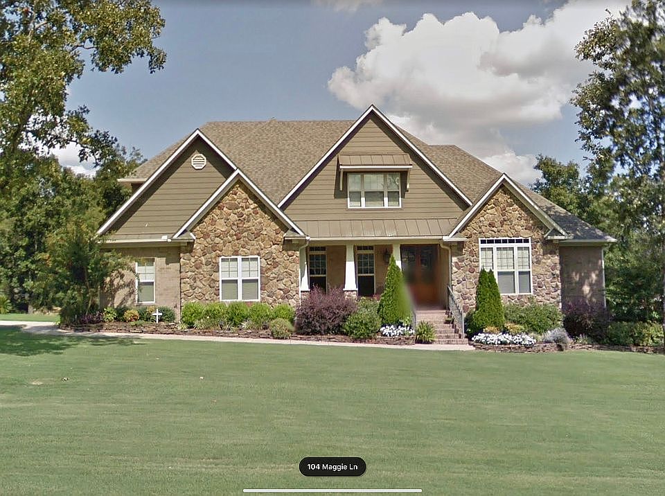1st image of 104 Maggie Ln S