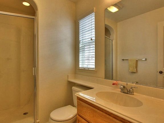 Super Clean Bathroom