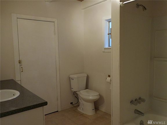 4th image of 1551 N Colony Surf Dr