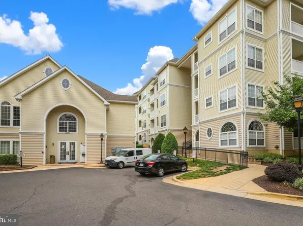 4560 Strutfield Ln APT 1410, Alexandria, VA 22311