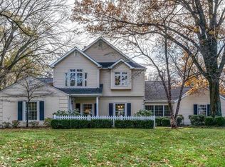 14 S Covington Mdws, Olivette, MO 63132
