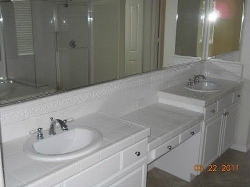 5th image of 24011 Hollingsworth Dr