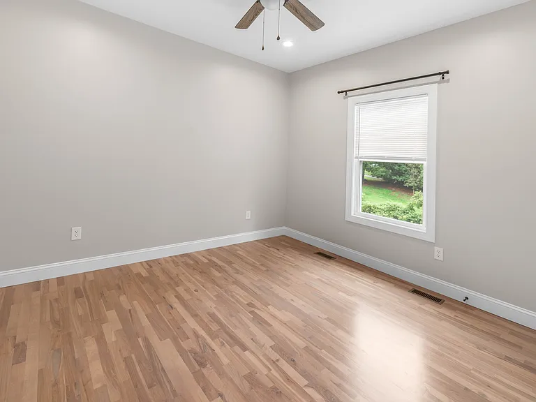 160B Warwick St — Photo 24