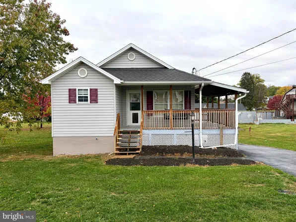 418 True Apple Way, Inwood, WV 25428