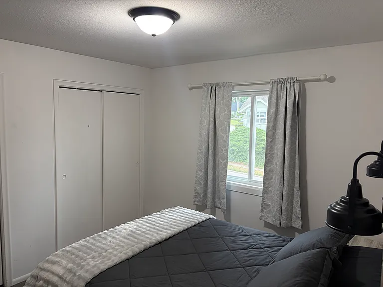 4501 Lafayette Ave #10 — Photo 6
