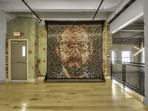 225 Louisiana St #211