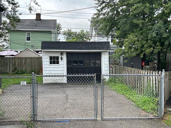 2nd image of 11300 Wadsworth Ave