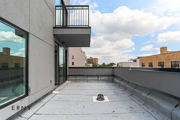 Rented by ERNY LLC | media 15