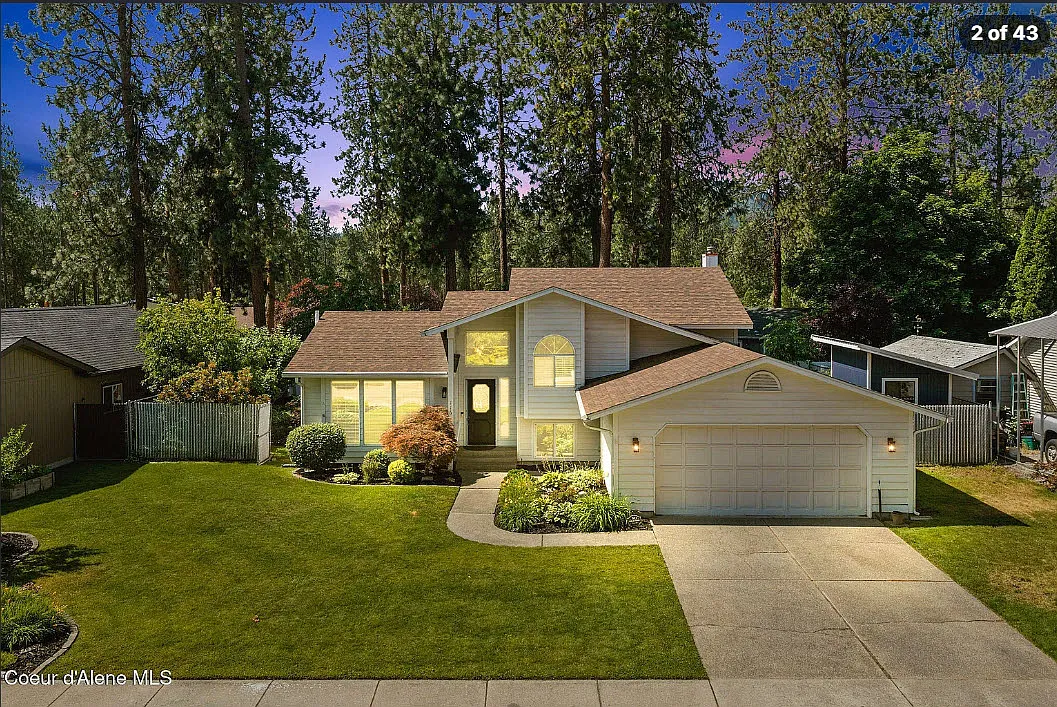 4 bed, 1993 sqft, $2,850 — Photo 2