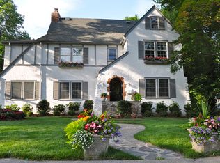 17 Tunstall Rd, Scarsdale, NY 10583