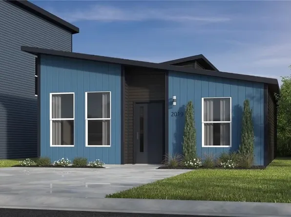 871 Reading Railroad Ln, Bentonville, AR 72713