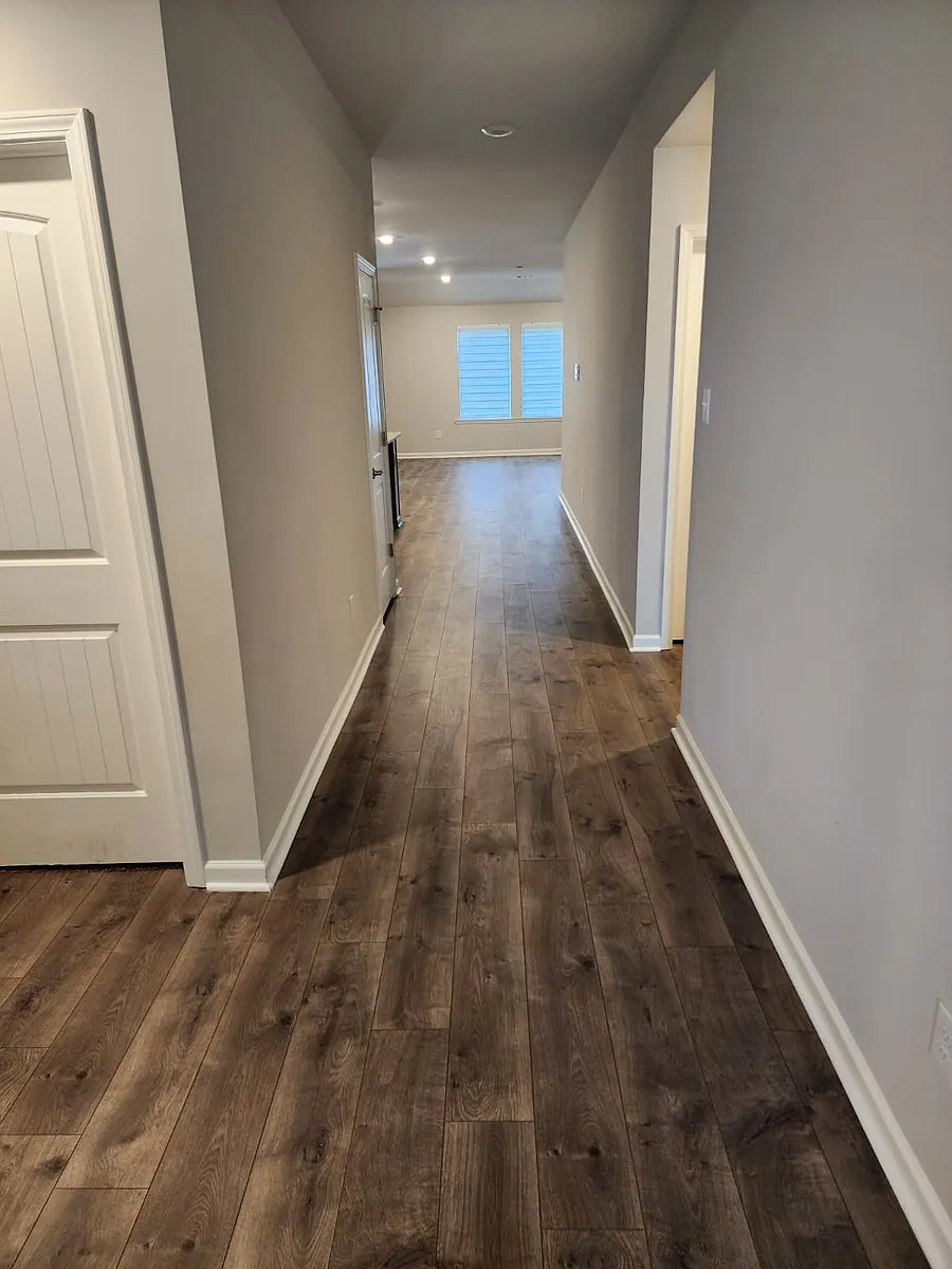 Building Photo - 105 Batesburg Way