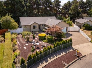 1108 N Hadley Rd, Newberg, OR 97132