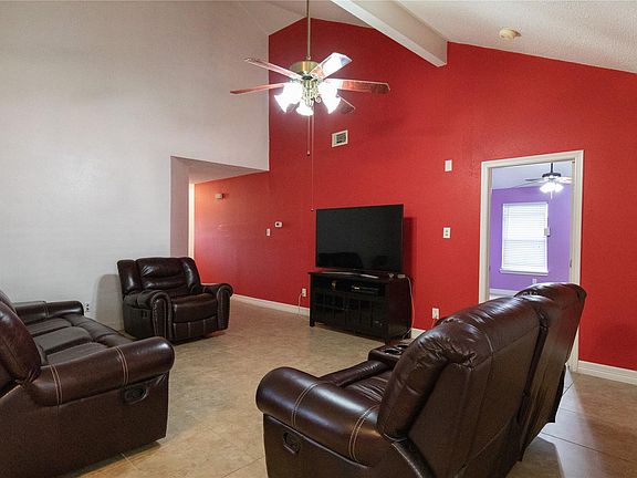3rd image of 11543 Bickwood Dr