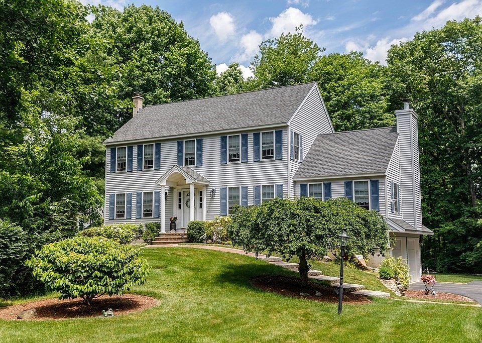 1st image of 26 Cushing Ln