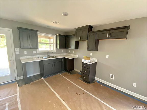 3rd image of 1336 Maxwell Cir #53