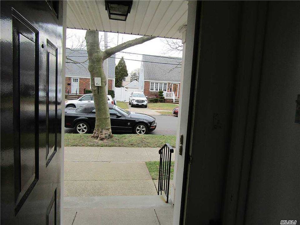 1st image of 81-09 268th St #A