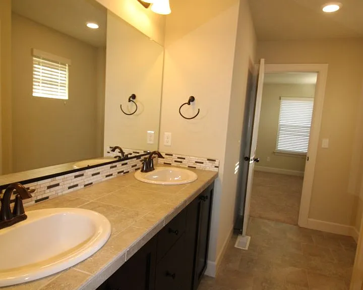 2317 NW 41st Ave — Photo 23