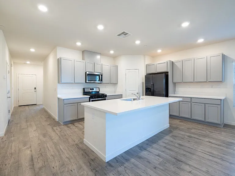 2057 Skipper Cove Way — Photo 5