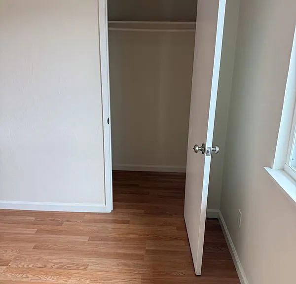 721 Western Ave #15 — Photo 2