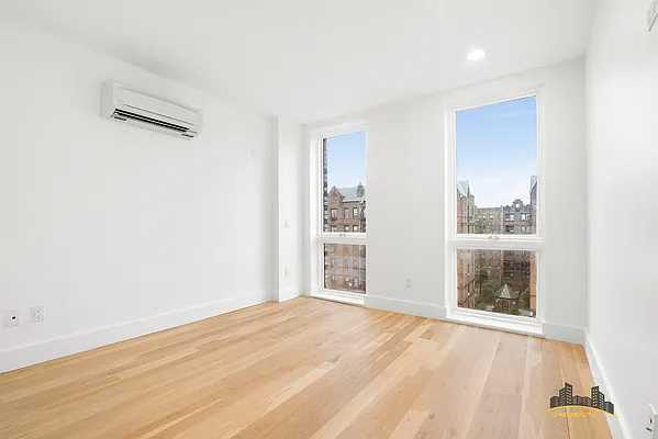 Rented by Lang Realty LLC | media 34