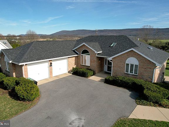 3rd image of 128 Waypoint Cir