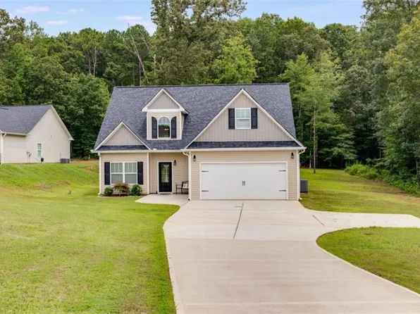 370 Cranbrooke Dr, Dallas, GA 30157