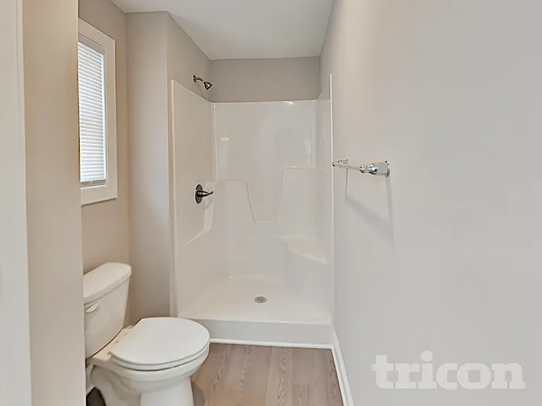 603 Foster St — Photo 12