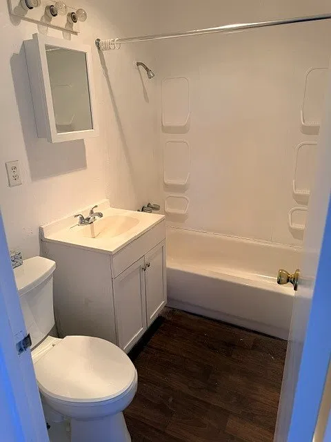 2 bed, 876 sqft, $975 — Photo 4