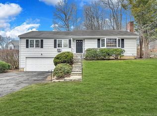 90 Old Norwalk Rd, New Canaan, CT 06840