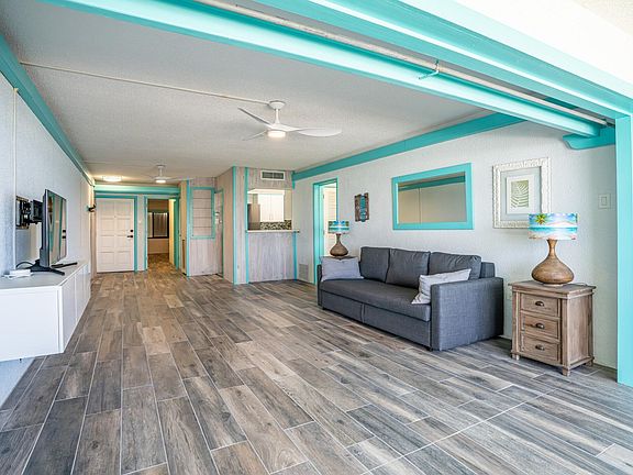 5th image of 204 Granada Del Mar