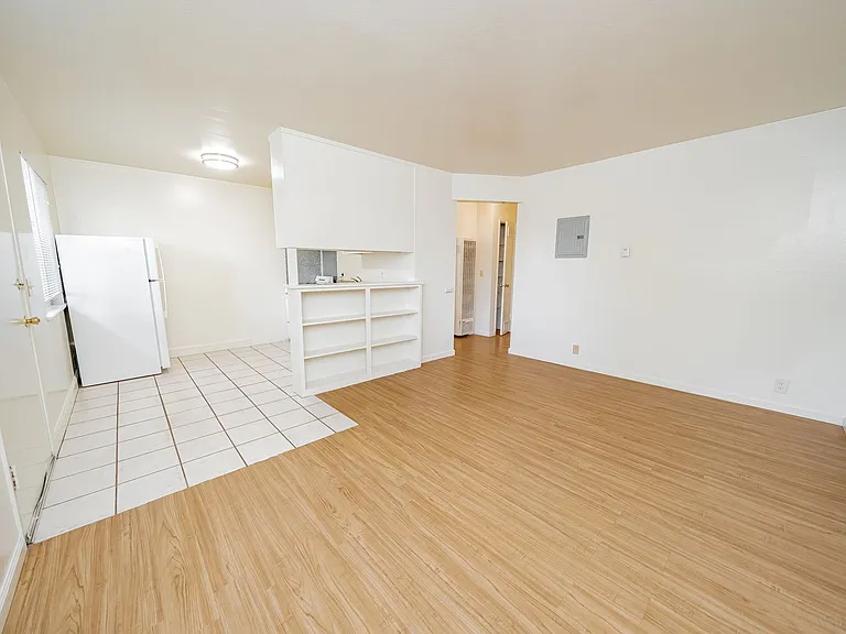 1734 Blake Street — Photo 3