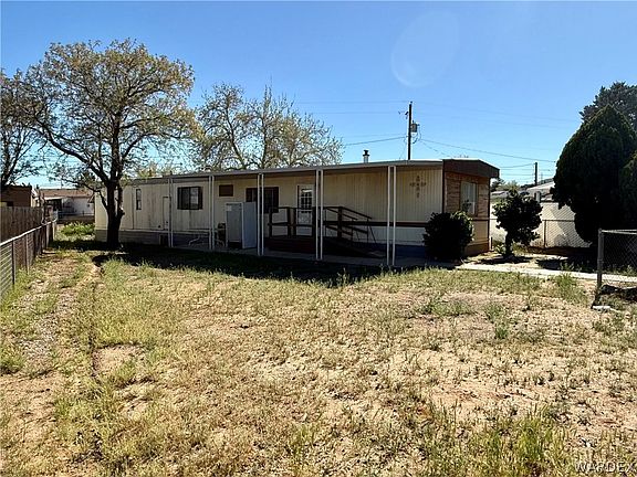 2nd image of 1950 E Thompson Avenue