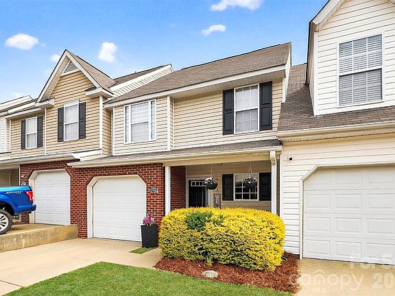 5th image of 1726 Eagle Ridge Dr