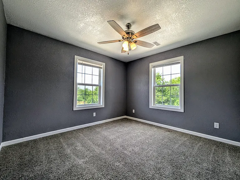 1317 B Ave W #24 — Photo 10