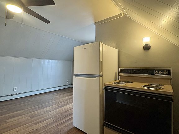 5th image of 153 Pine St #3
