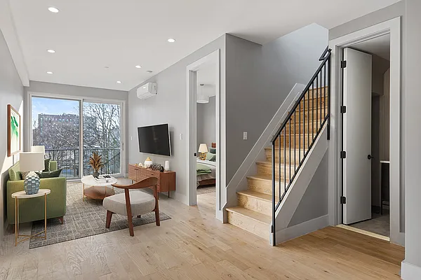 Sold by Avenues Real Estate | media 3