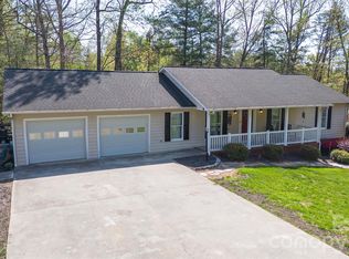 100 Horse Shoe Ln, Morganton, NC 28655