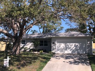 2137 Duncan Dr, Belleair Bluffs, FL 33770