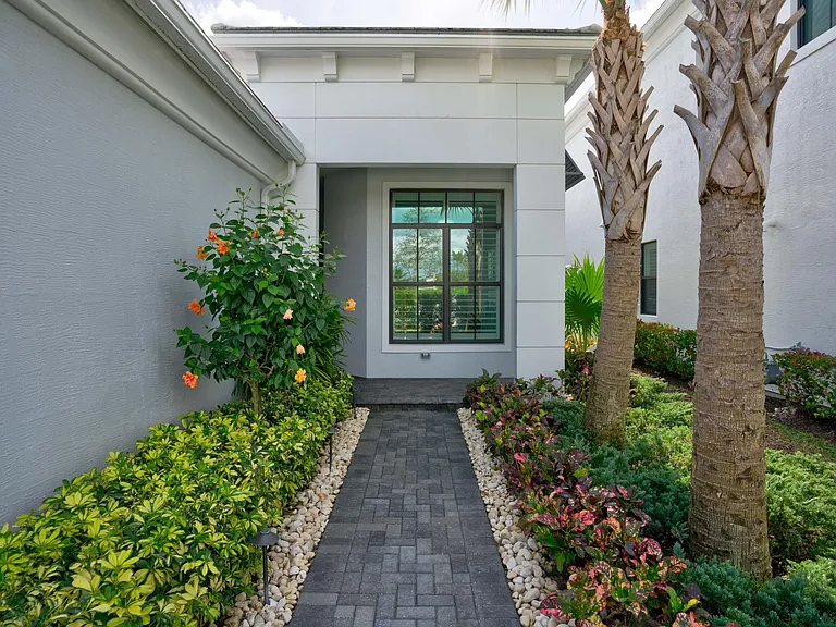 13710 Artisan Cir — Photo 42